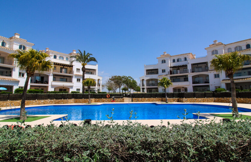 Qlistings - Apartment in Cancelada, Costa del Sol Property Thumbnail