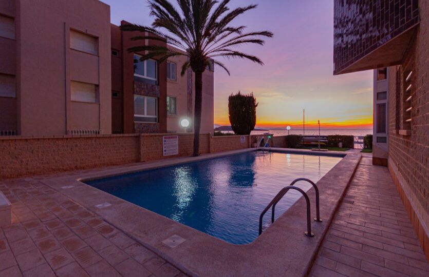 Qlistings - Brand New 2 Bed 2 Bath Apartments 200m from the Beach Property Thumbnail